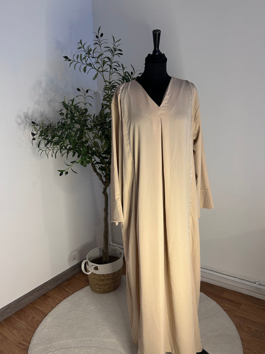Abaya strass Beige – Élégance et Sobriété